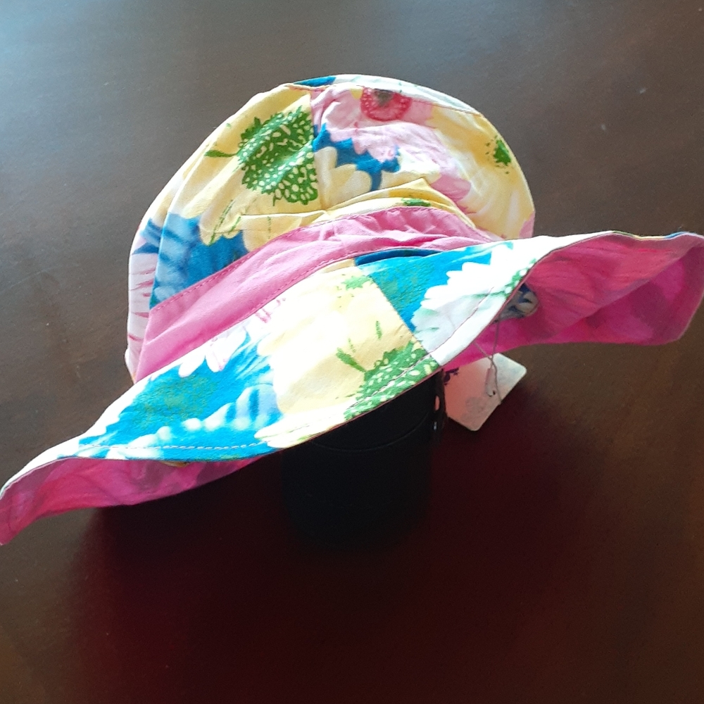 SUN HAT